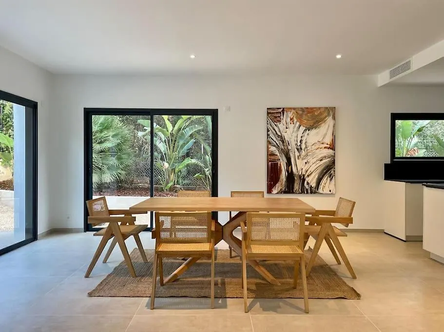 3 Bedroom Villa With Private Pool Saint-Raphael  Saint-Raphael (Var)